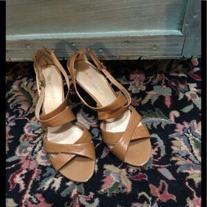 Nice heeled sandals by Franco Sarto in 71/2M